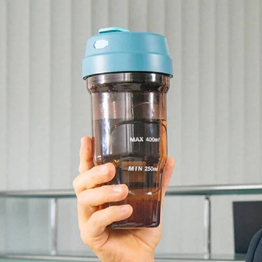 Personalized reusable coffee cups for a unique taste