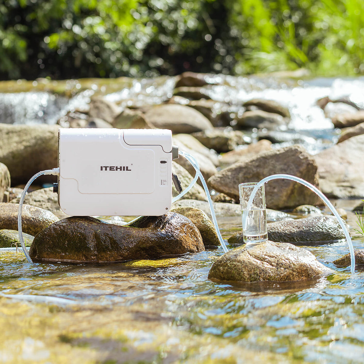 ITEHIL Portable Self Pump Water Filter System, Activated Carbon & Reverse Osmosis Membranes Water